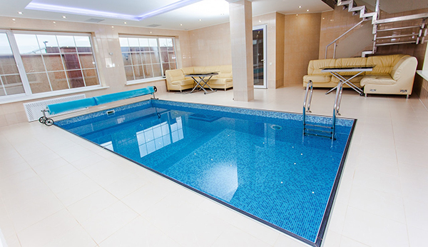 室內泳池濕度過高怎么辦？松井泳池除濕機為您解憂